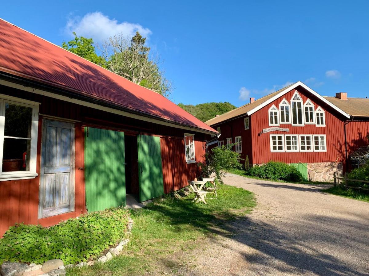 Summer Bnb Kaerlingesund Retreat Center Bed & Breakfast Uddevalla Exterior photo